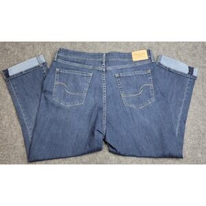 Levis Signature  Jeans Womens 14/32 Blue Denim Streetwear Mid Rise Capri Weekend